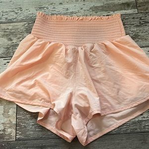 COPY - Offline by Aerie Peach highwaisted shorts!